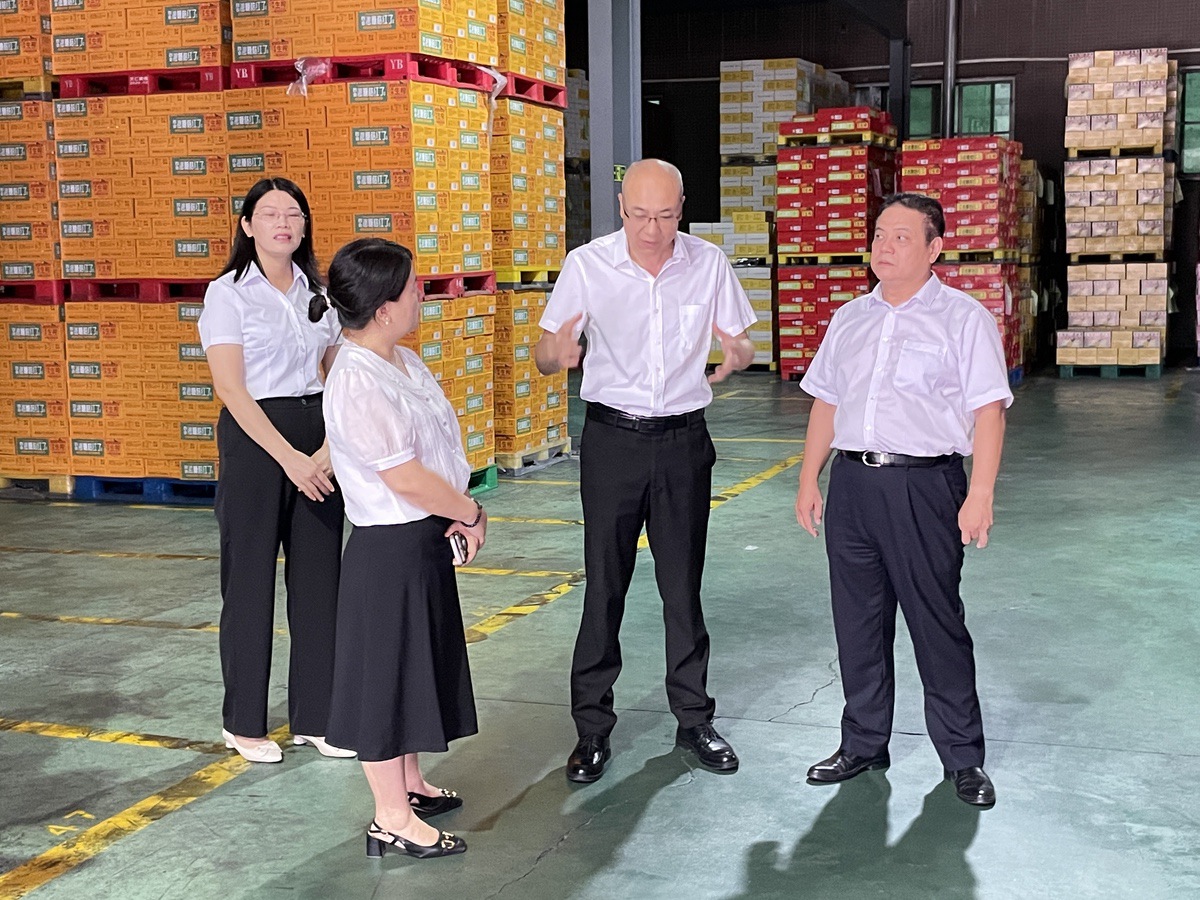 肇庆市二十支商业连锁有限公司与佛山市好巧食品有限责任公司战略合作签约仪式